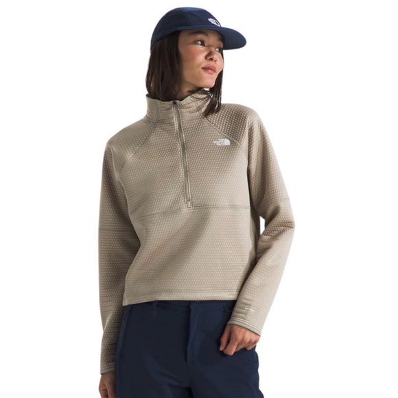 The North Face Women's DotKnit Thermal 1/4 Zip - Picture 8 of 8